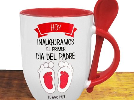 Mug blanco con cuchara roja