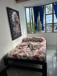 Habitación confortable en Hotel Amazonas - Con Ventilador, Wi-Fi y TV